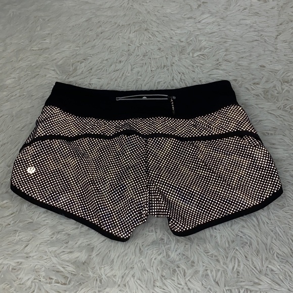 Lululemon Speed Short Ravish Reptile Silver Black / Black - Picture 6 of 7